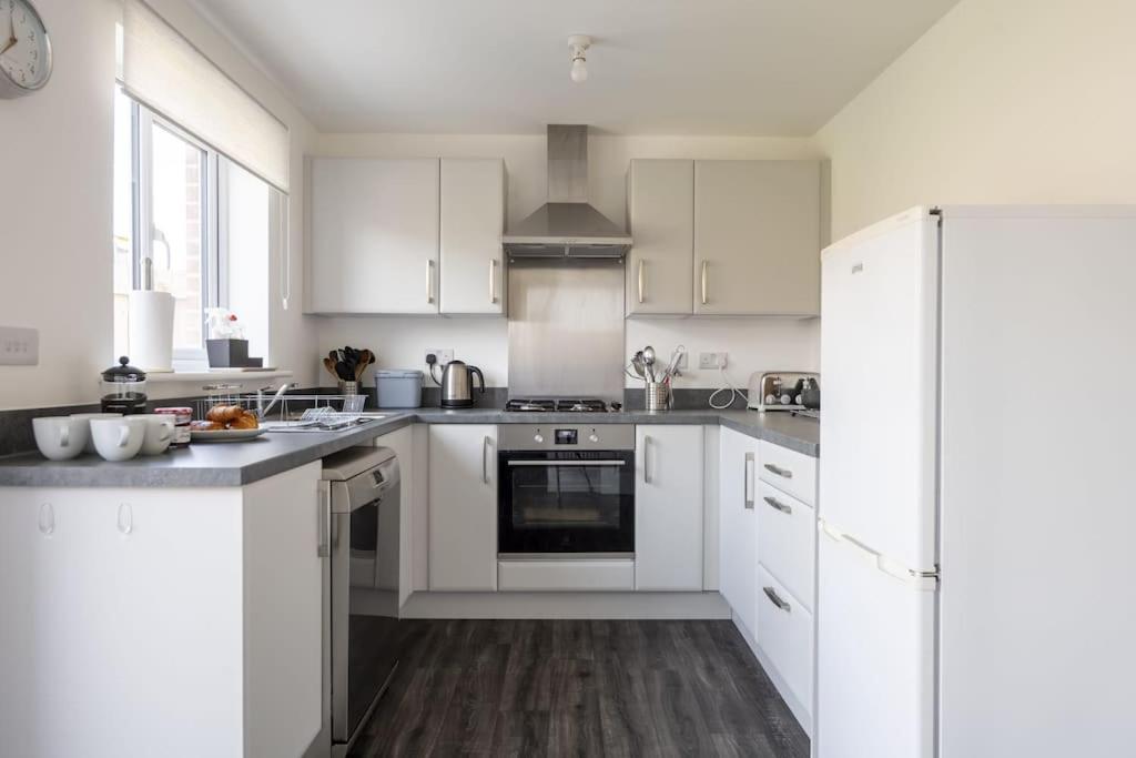 Cosy 3 Bed Near Beaches, Cardiff & Brecon Beacons Coity Extérieur photo